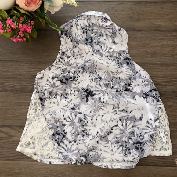 Abercrombie kids button down tank size xs(8) - Picture 3 of 5